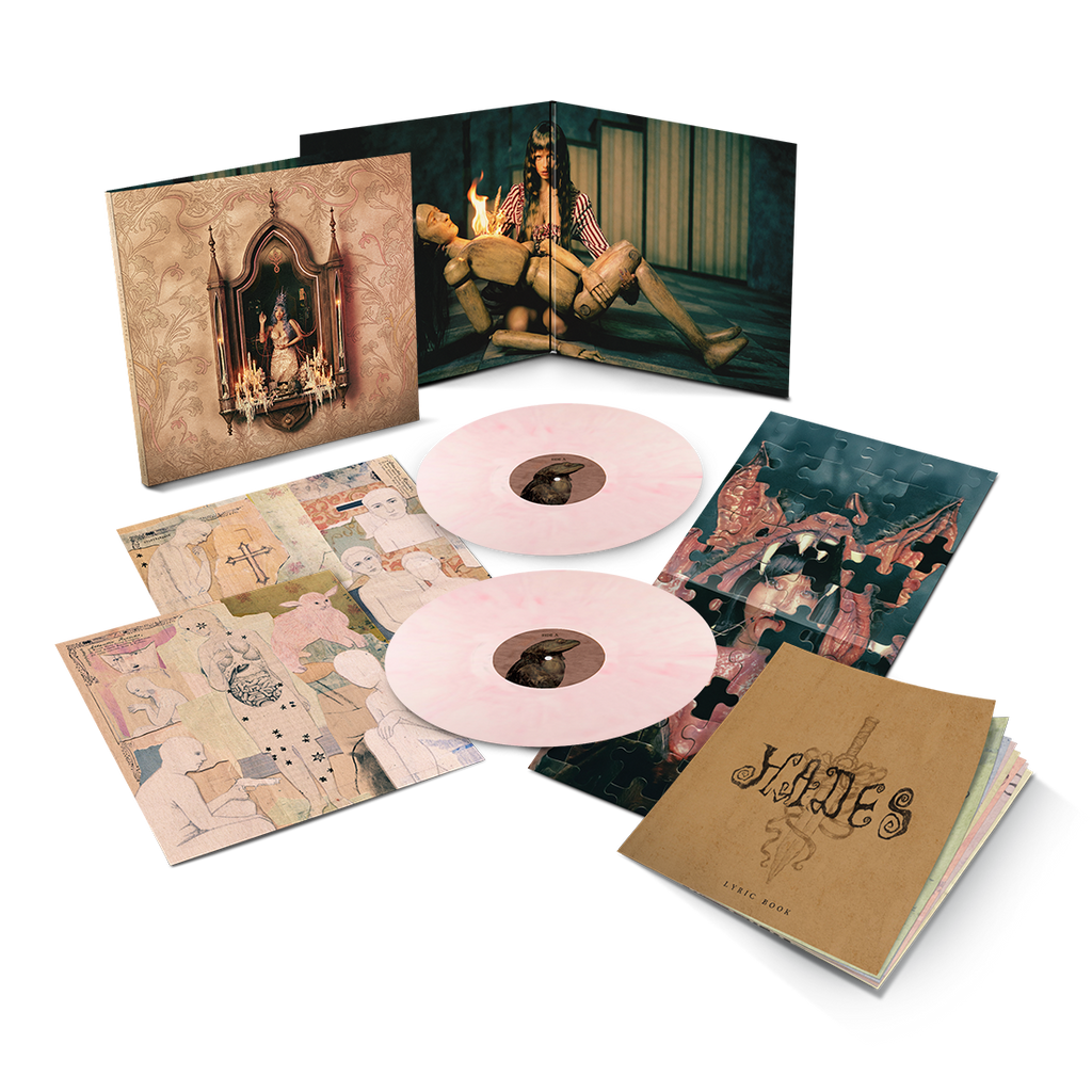 Vinilo firmado de Melanie Martinez – HADES "Victorian Blush" de Oh My Cd!, con portada y vinilo en imagen.