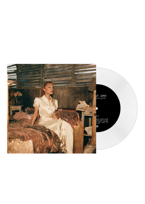 Vinilo de 7 pulgadas de Ariana Grande Twilight Zone, producido por Oh My Cd!, muestra la portada del álbum con arte colorido.