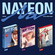 NAYEON (TWICE) - NA, portada del CD Target Exclusive de Oh My Cd!
