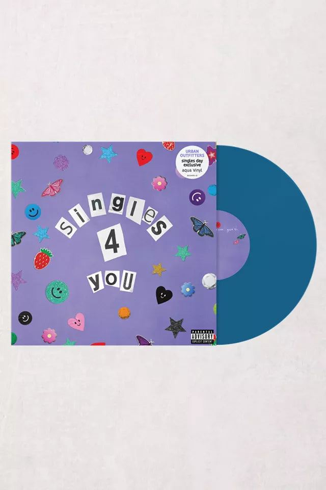 Disco de vinilo usado Olivia Rodrigo Singles 4 U, etiquetado por Oh My Cd!, con portada y vinilo visible en la imagen.