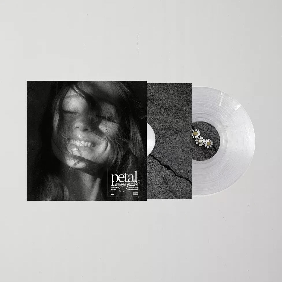 Ariana Grande – petal (Vinilo Translucent Ivory Storm Marble) (Urban Outfitters Exclusive)