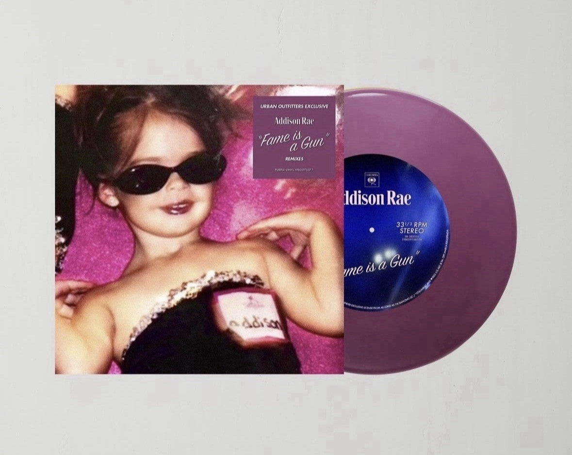 Addison Rae – Fame Is A Gun (UO Exclusive 7” Vinilo Morado)